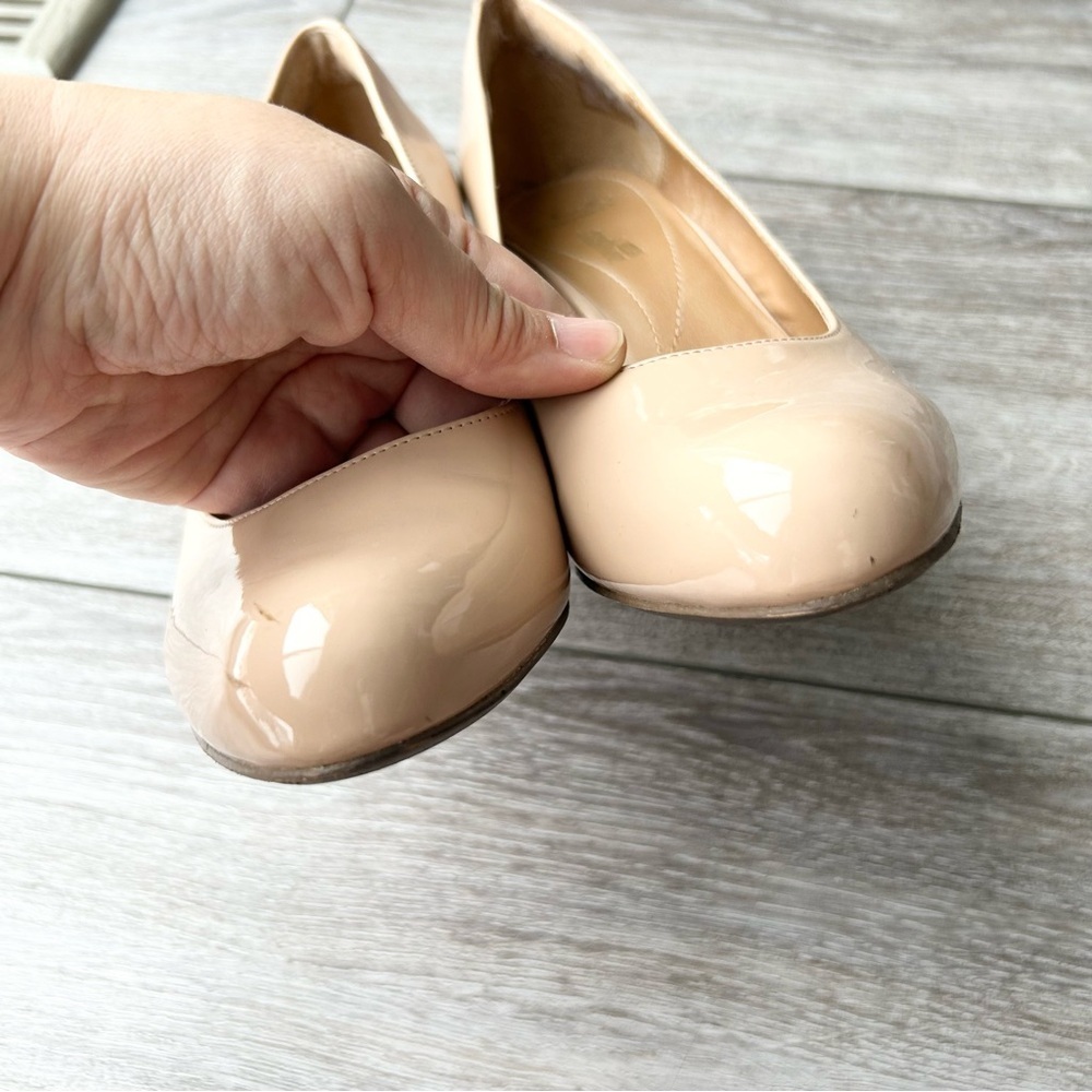 Clarks Soft Cushion Patent Leather Round Toe Pumps - Picture 5 of 16